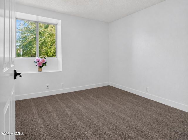 4047 W WHISPERING WIND Drive, Glendale, AZ 85310