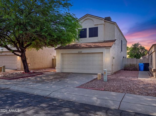 4047 W WHISPERING WIND Drive, Glendale, AZ 85310