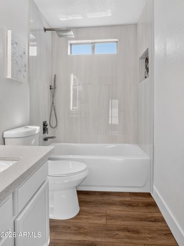 4047 W WHISPERING WIND Drive, Glendale, AZ 85310