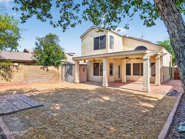 4047 W WHISPERING WIND Drive, Glendale, AZ 85310