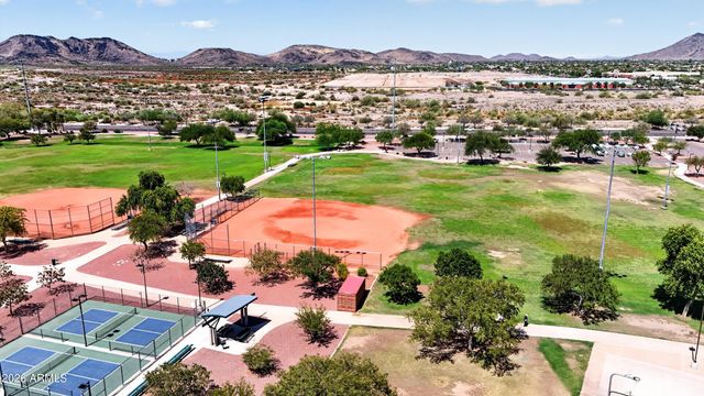 4047 W WHISPERING WIND Drive, Glendale, AZ 85310