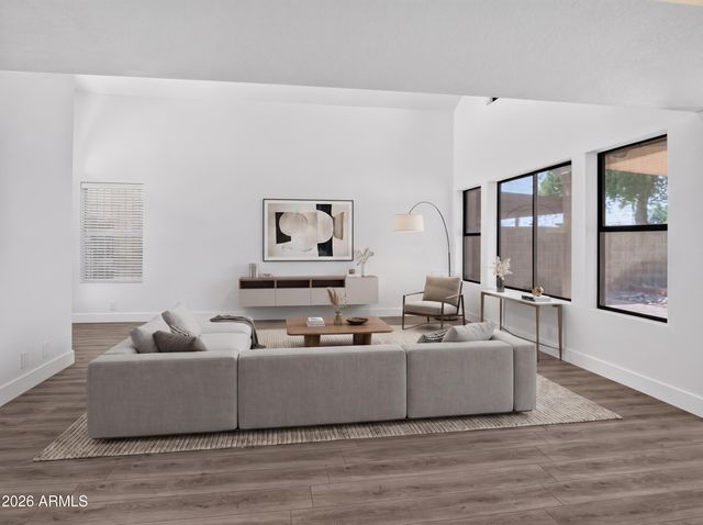 4047 W WHISPERING WIND Drive, Glendale, AZ 85310