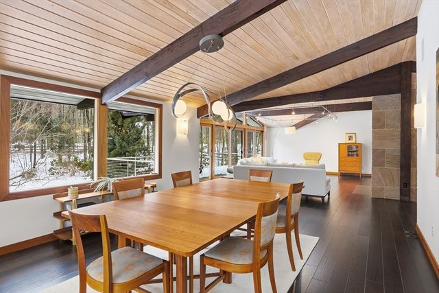 31 Aaron Way, Carlisle, MA 01741