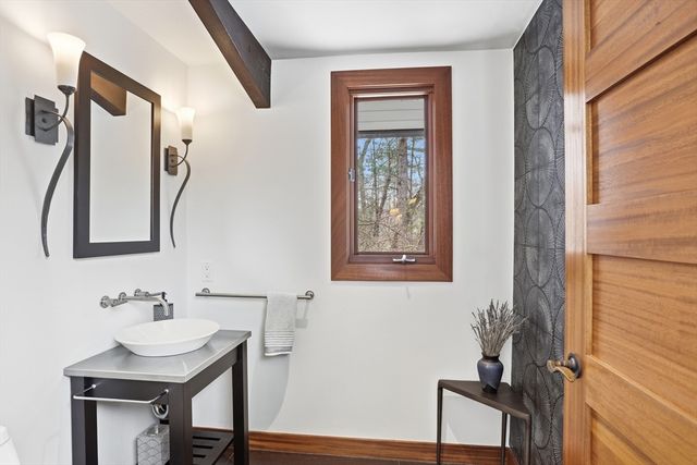 31 Aaron Way, Carlisle, MA 01741