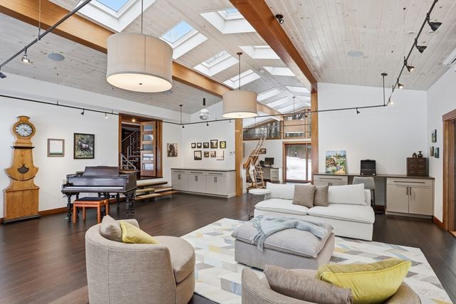 31 Aaron Way, Carlisle, MA 01741