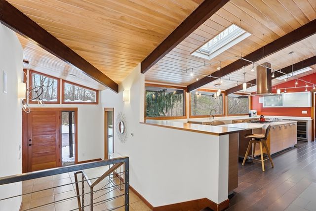 31 Aaron Way, Carlisle, MA 01741