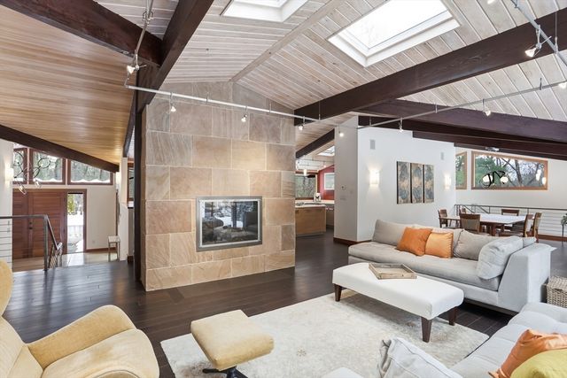 31 Aaron Way, Carlisle, MA 01741