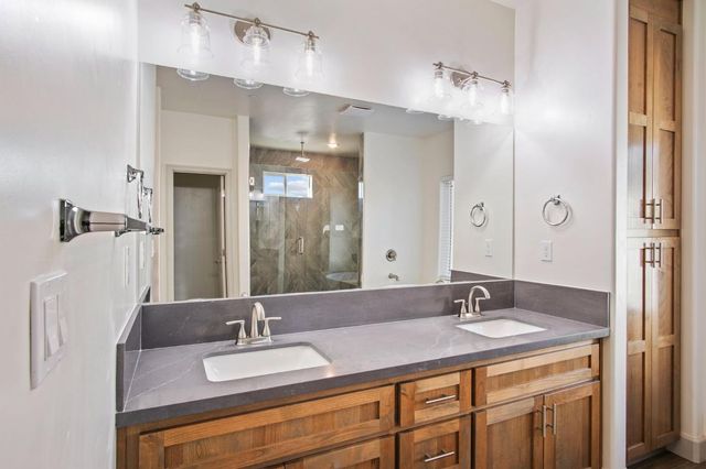 6185 Shelby St, Atwater, CA 95301