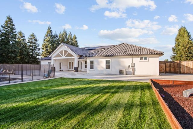 6185 Shelby St, Atwater, CA 95301