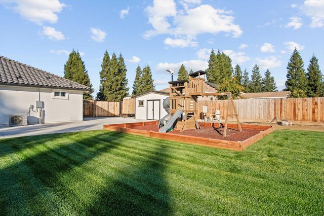 6185 Shelby St, Atwater, CA 95301