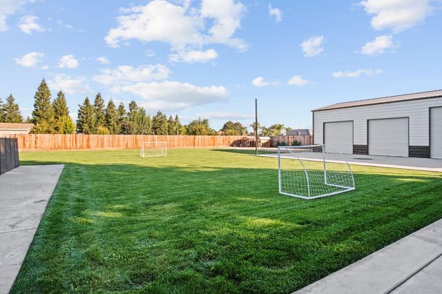 6185 Shelby St, Atwater, CA 95301