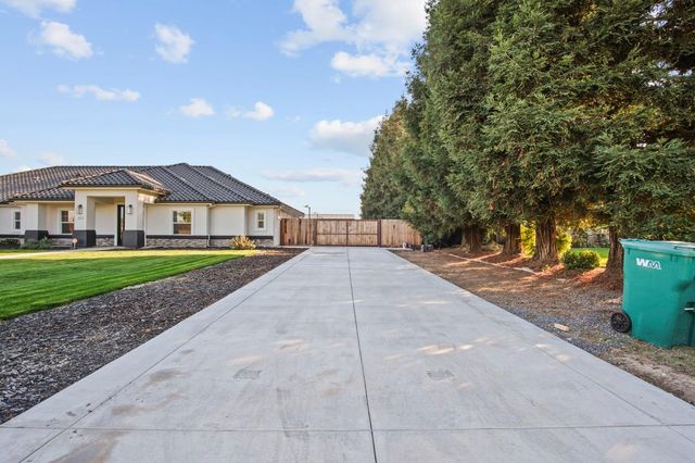 6185 Shelby St, Atwater, CA 95301