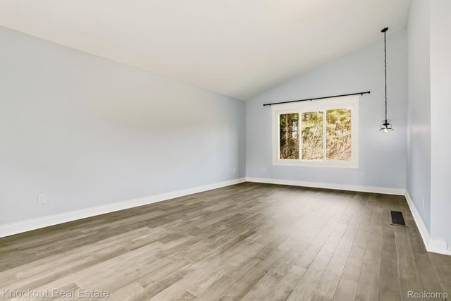 9239 Lange Road, Birch Run Township, MI 48415