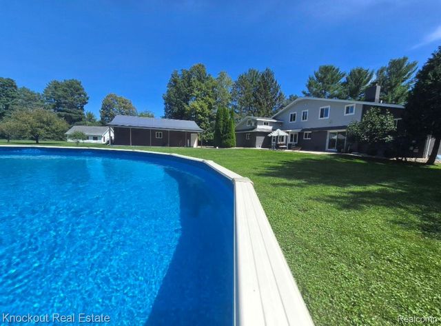 9239 Lange Road, Birch Run Township, MI 48415
