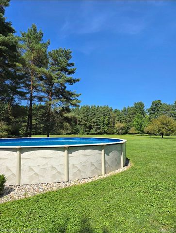 9239 Lange Road, Birch Run Township, MI 48415