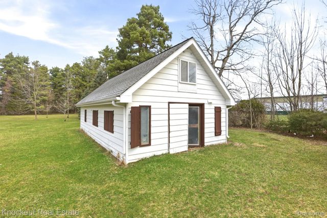 9239 Lange Road, Birch Run Township, MI 48415