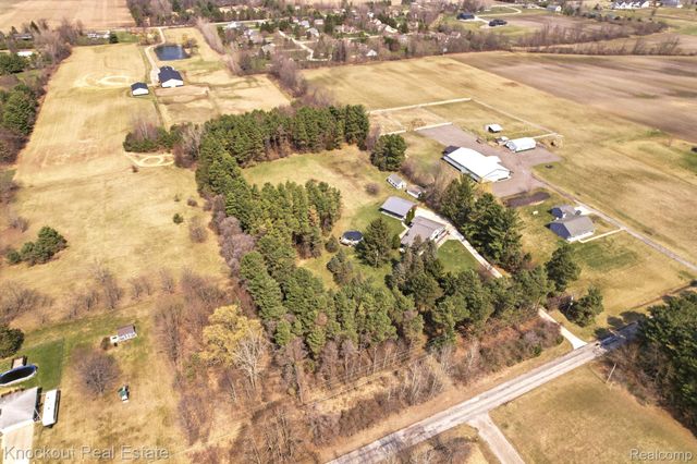 9239 Lange Road, Birch Run Township, MI 48415
