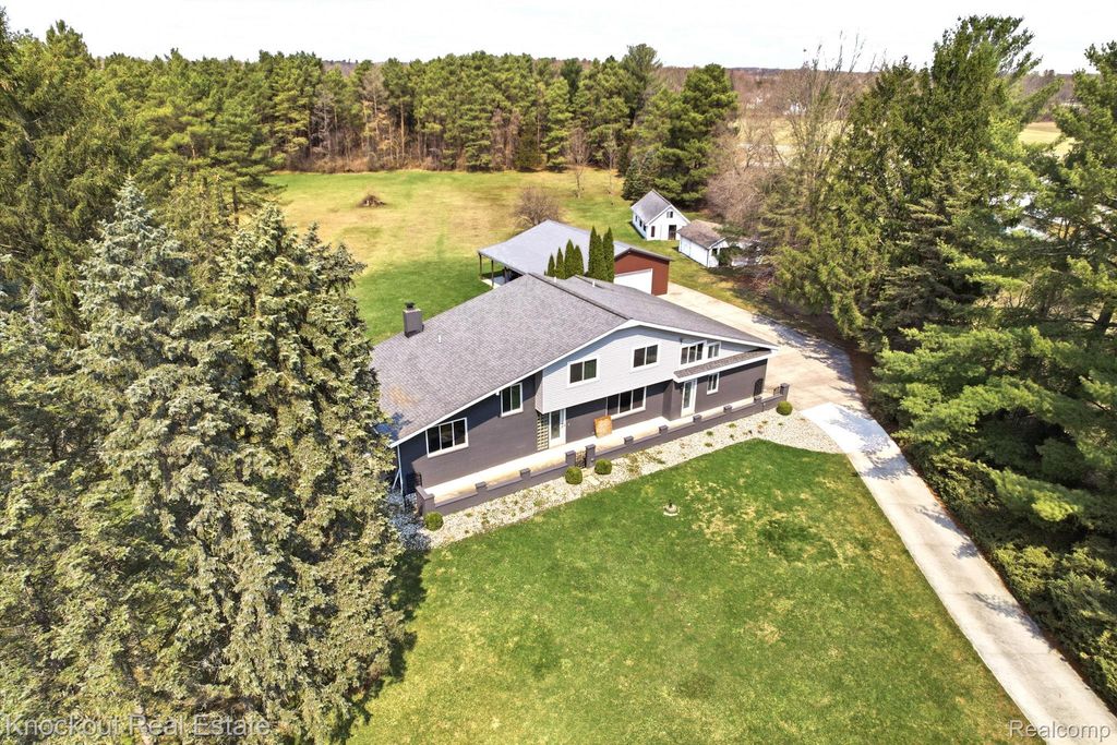 9239 Lange Road, Birch Run Township, MI 48415