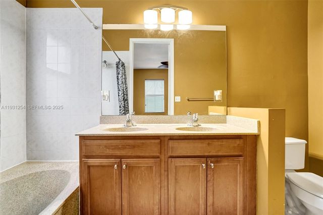 2057 SE Avon Park Dr, Port St. Lucie, FL 34952