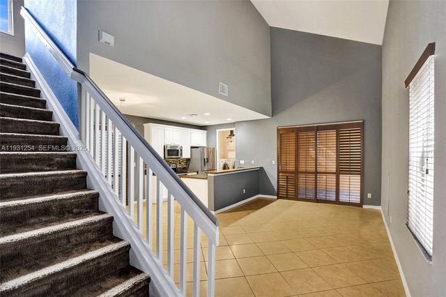 2057 SE Avon Park Dr, Port St. Lucie, FL 34952