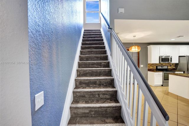 2057 SE Avon Park Dr, Port St. Lucie, FL 34952