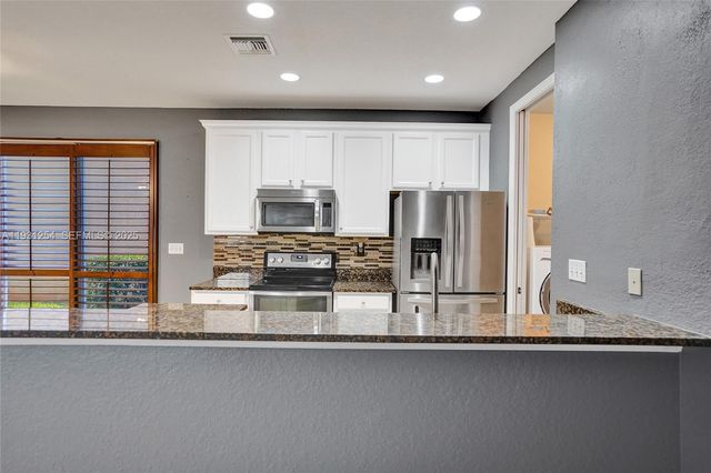 2057 SE Avon Park Dr, Port St. Lucie, FL 34952