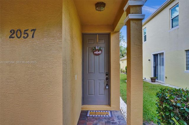 2057 SE Avon Park Dr, Port St. Lucie, FL 34952