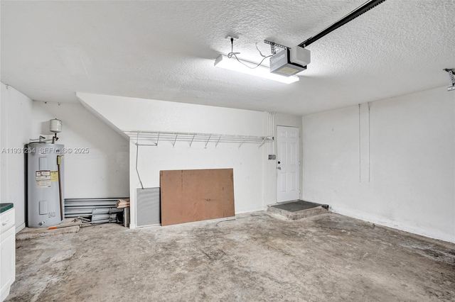 2057 SE Avon Park Dr, Port St. Lucie, FL 34952