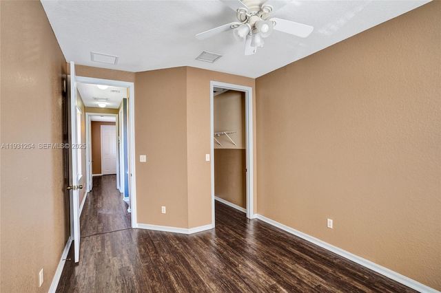 2057 SE Avon Park Dr, Port St. Lucie, FL 34952