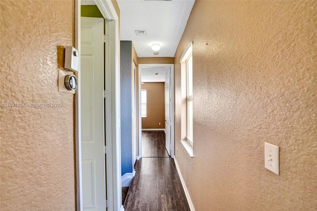 2057 SE Avon Park Dr, Port St. Lucie, FL 34952