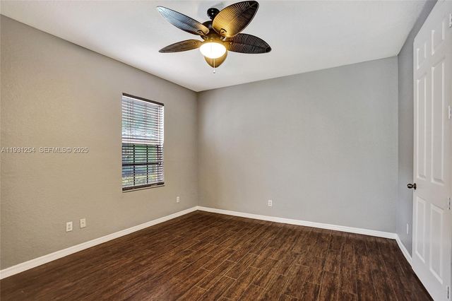 2057 SE Avon Park Dr, Port St. Lucie, FL 34952