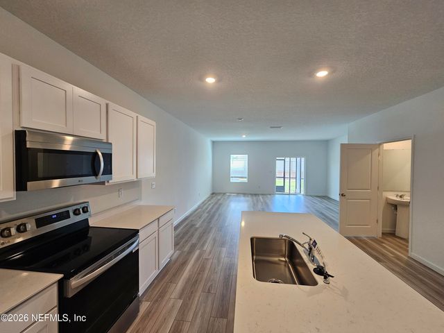 1693 GARDEN GROVE Court, Jacksonville, FL 32211