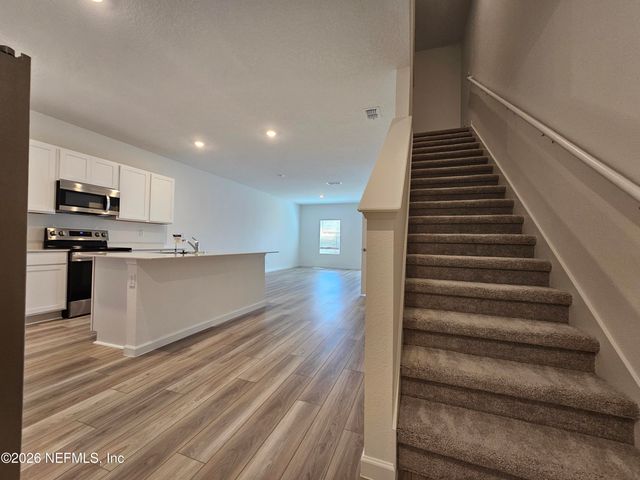 1693 GARDEN GROVE Court, Jacksonville, FL 32211