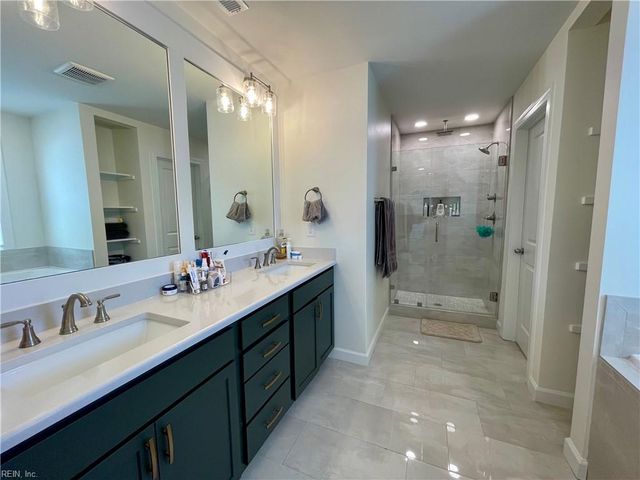 1349 Narrow WAY, Virginia Beach, VA 23451