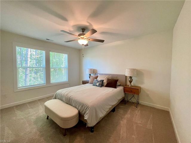 1349 Narrow WAY, Virginia Beach, VA 23451