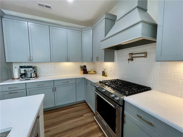 1349 Narrow WAY, Virginia Beach, VA 23451
