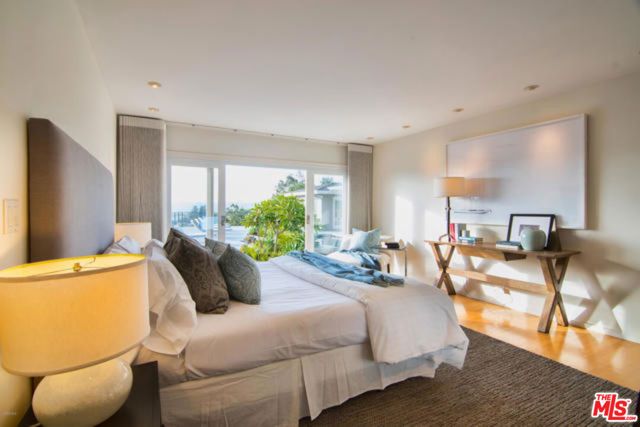 9633 Highridge Drive, Beverly Hills, CA 90210