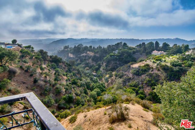 9633 Highridge Drive, Beverly Hills, CA 90210