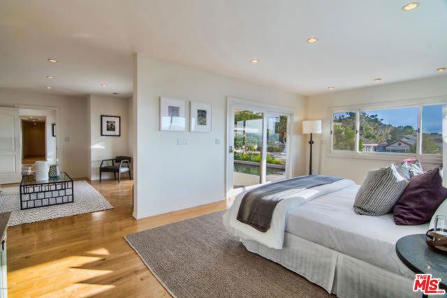 9633 Highridge Drive, Beverly Hills, CA 90210