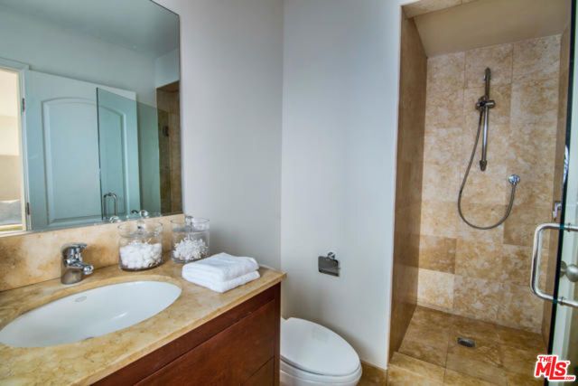 9633 Highridge Drive, Beverly Hills, CA 90210