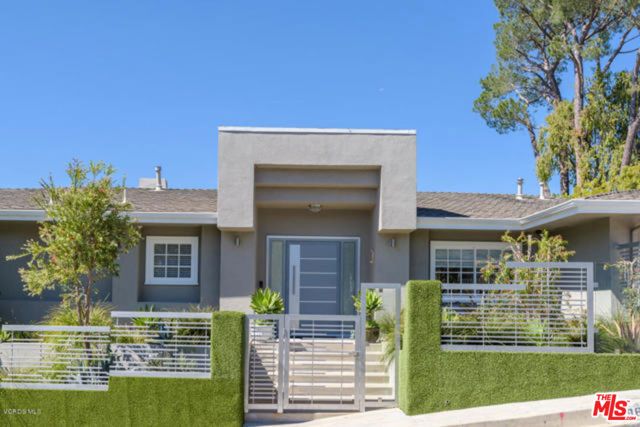 9633 Highridge Drive, Beverly Hills, CA 90210