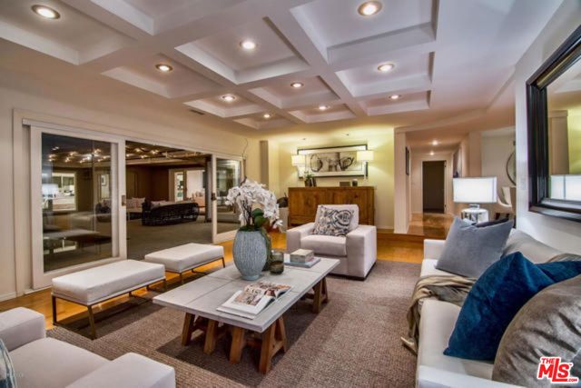 9633 Highridge Drive, Beverly Hills, CA 90210