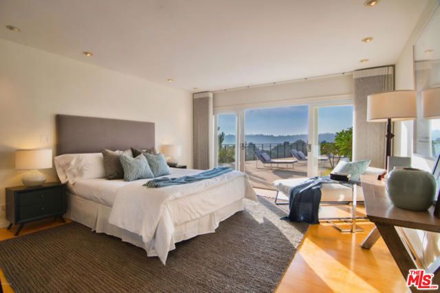 9633 Highridge Drive, Beverly Hills, CA 90210