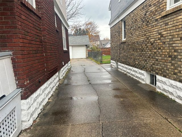 1028 W 29TH Street, Erie, PA 16508