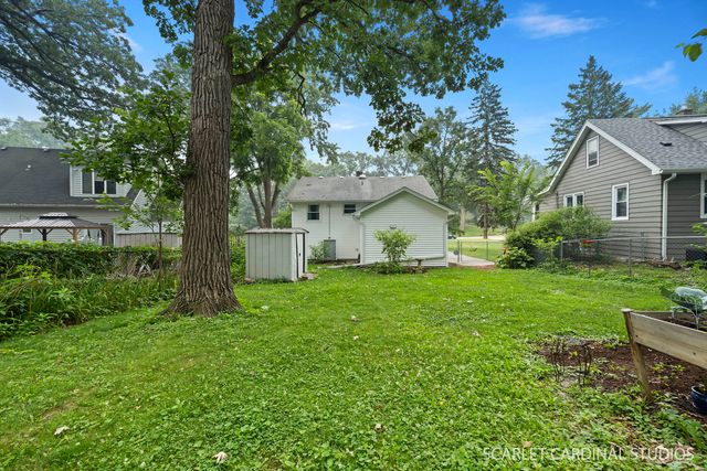 46 S Glenview Avenue, Lombard, IL 60148