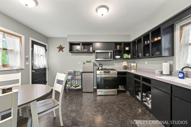 46 S Glenview Avenue, Lombard, IL 60148