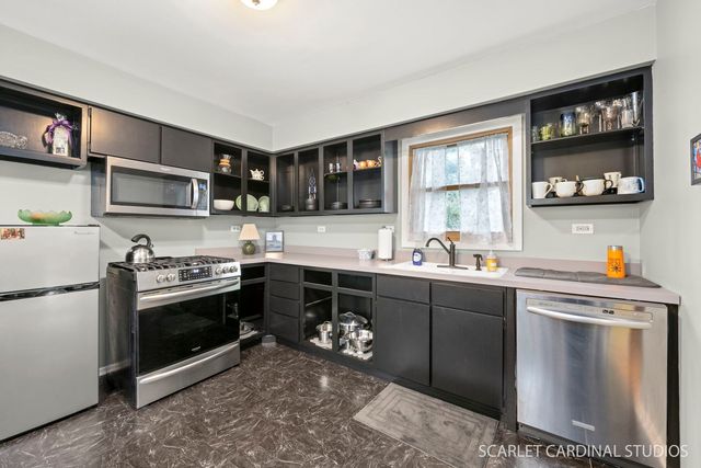 46 S Glenview Avenue, Lombard, IL 60148
