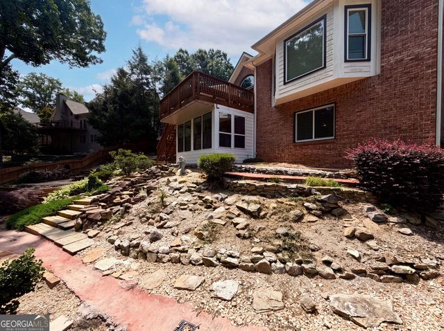 135 N Clublands Court, Johns Creek, GA 30022