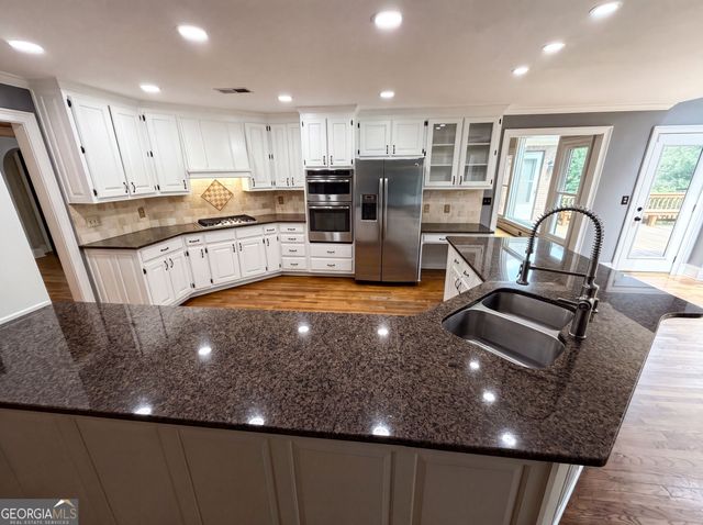 135 N Clublands Court, Johns Creek, GA 30022