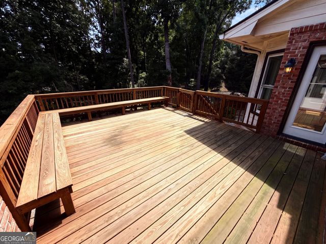 135 N Clublands Court, Johns Creek, GA 30022
